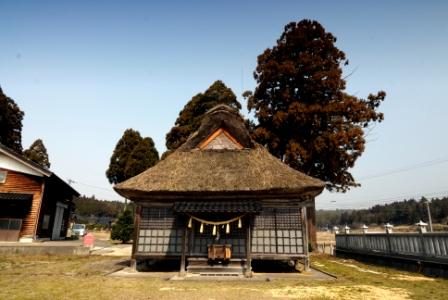 松尾神社拝殿