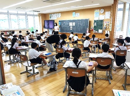 8月25日
