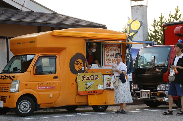 キッチンカー