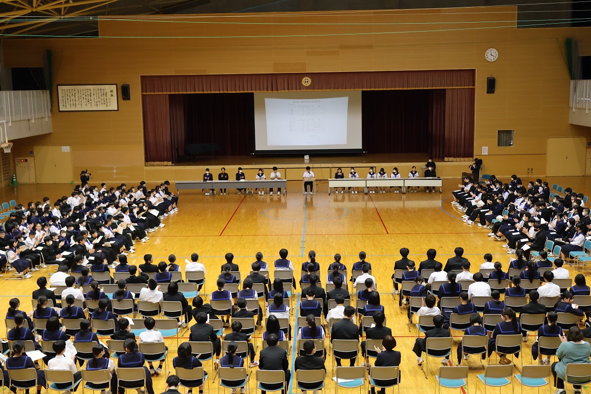 生徒総会の画像