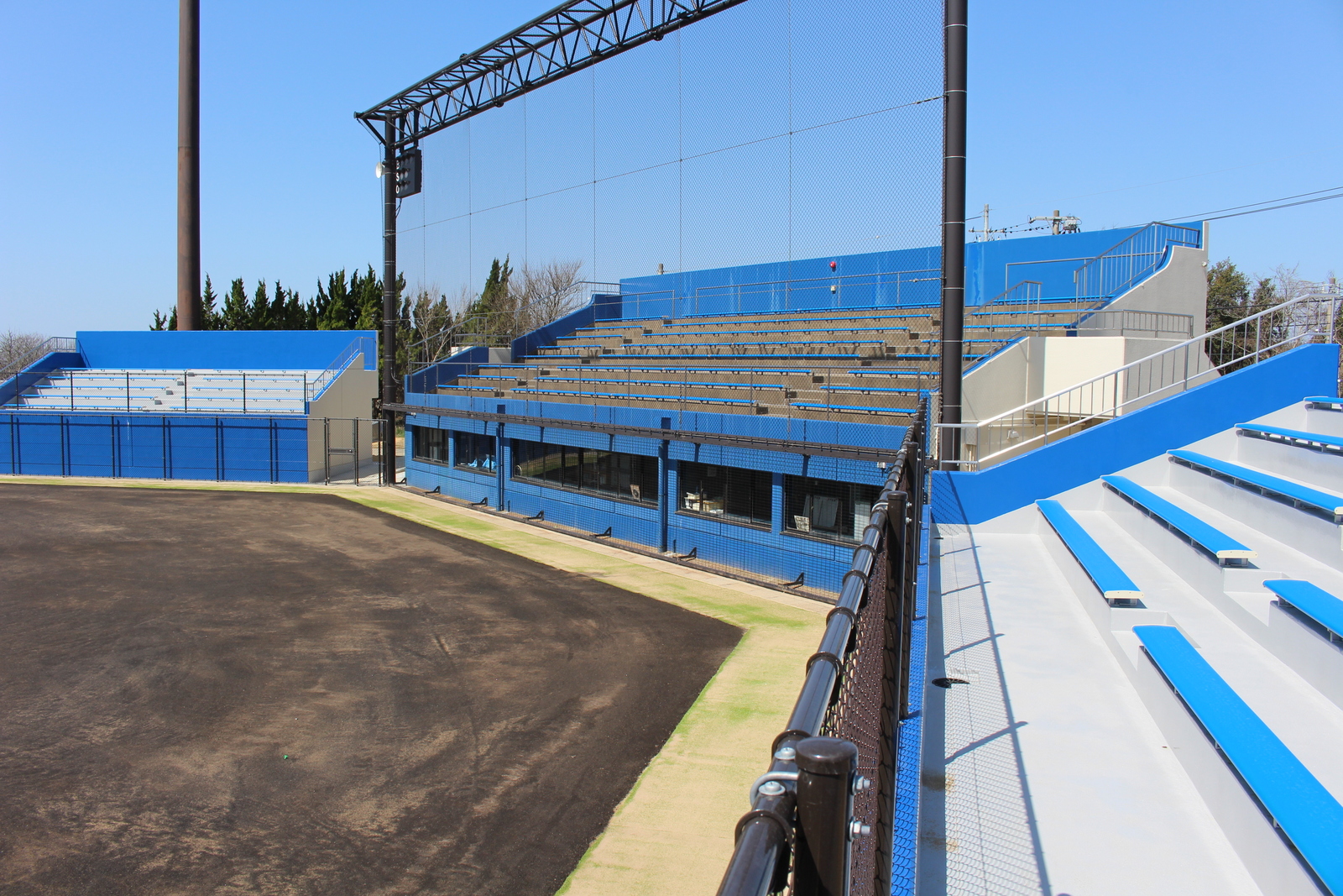 志賀町野球場の画像2