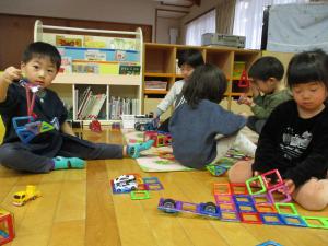 うさぎ・こあら組の遊びの様子